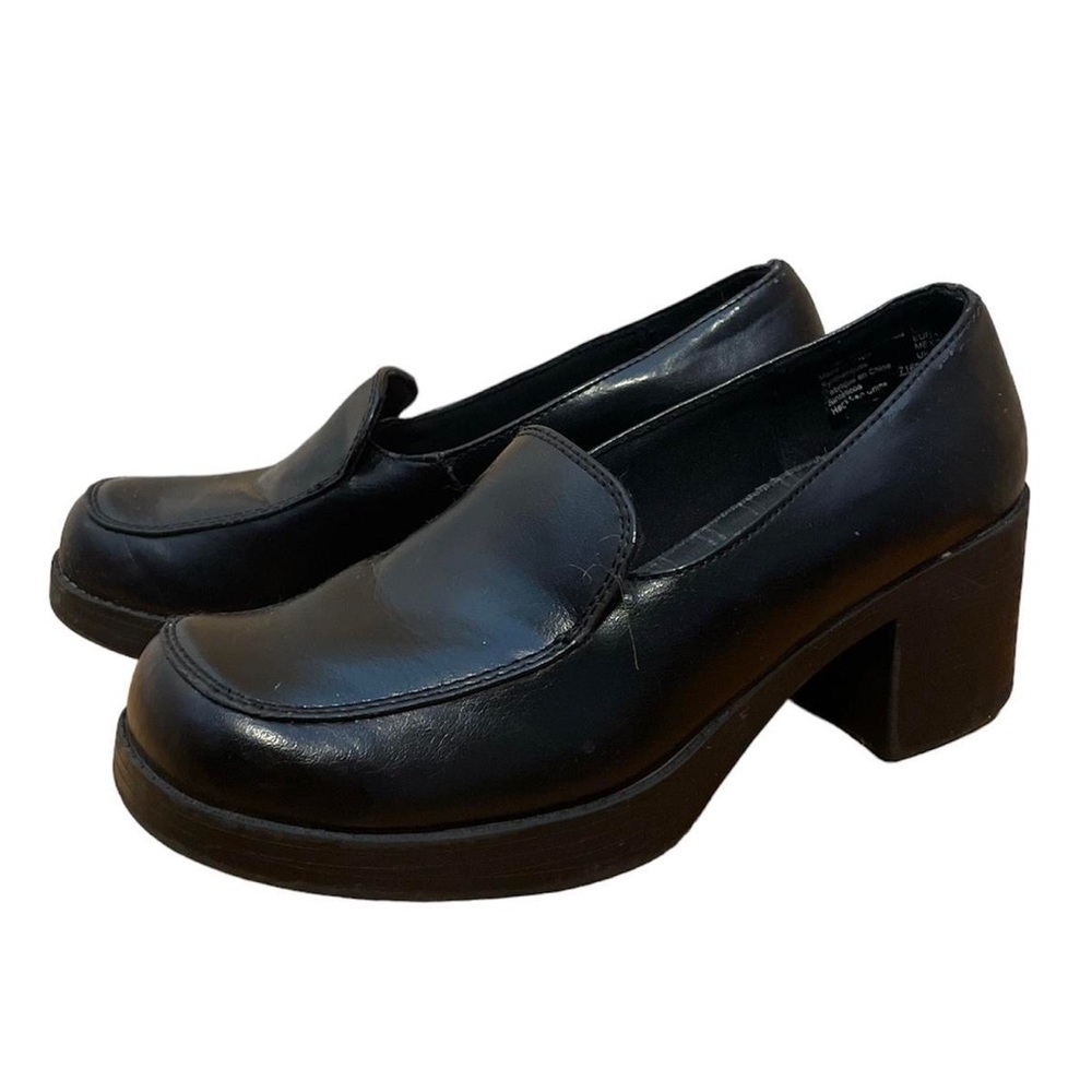lower east side loafers 👞 fits size 8.5 and heel is 2 inches